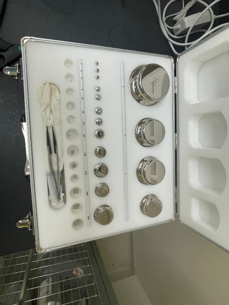 Image of Mettler Toledo Calibration Weight Set with Case